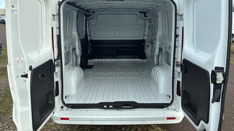 Renault Trafic Lwb Diesel LL30 Blue dCi 150 Extra [Safety] Van